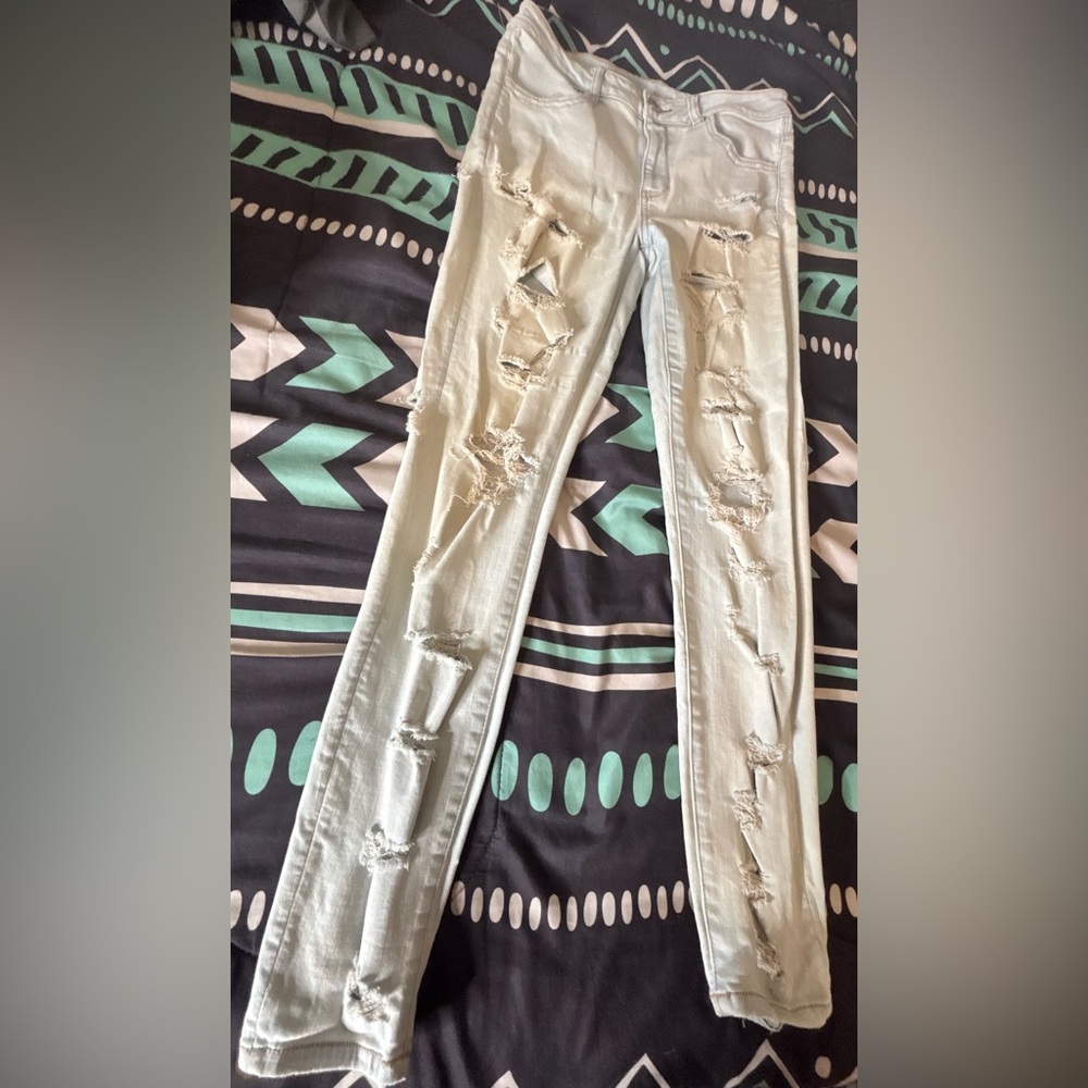 American Eagle Outfitters Light Blue Super Stretch Jeans